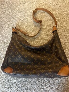 Louis Vuitton Monogram Canvas Hobo Shoulder Bag - Well Loved. Authentic